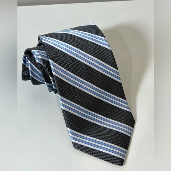 Brooks Brothers Stain Resistant Black and Light Blue Striped Tie Professional - Picture 2 of 9